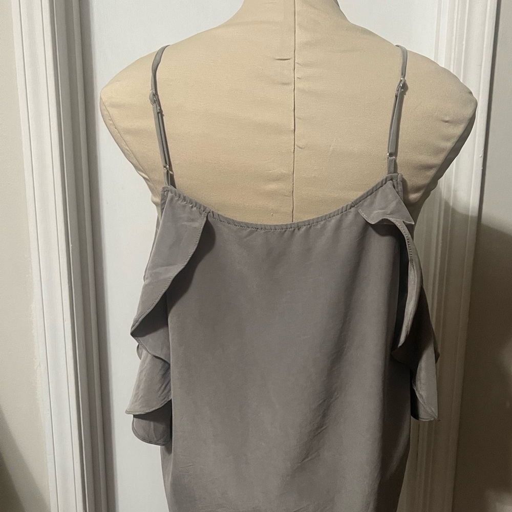 Everly Grey Ruffle Top, size L - Picture 6 of 7